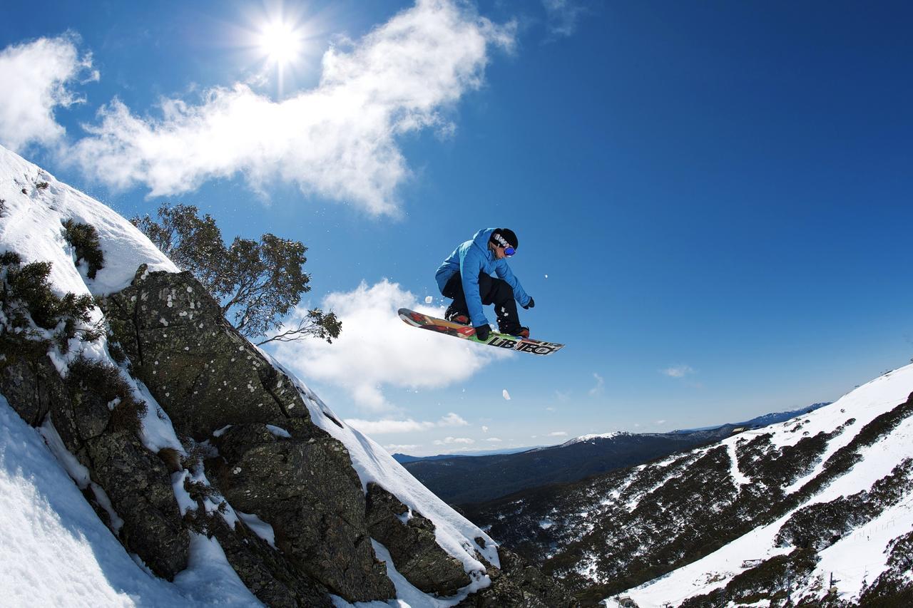 Ski Club Of Victoria - Kandahar Lodge Mount Buller Exteriör bild